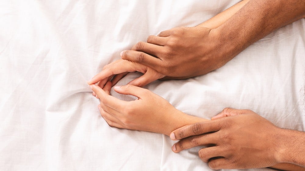Kako održati strast u vezi? Evo kojih 7 trikova moraš znati